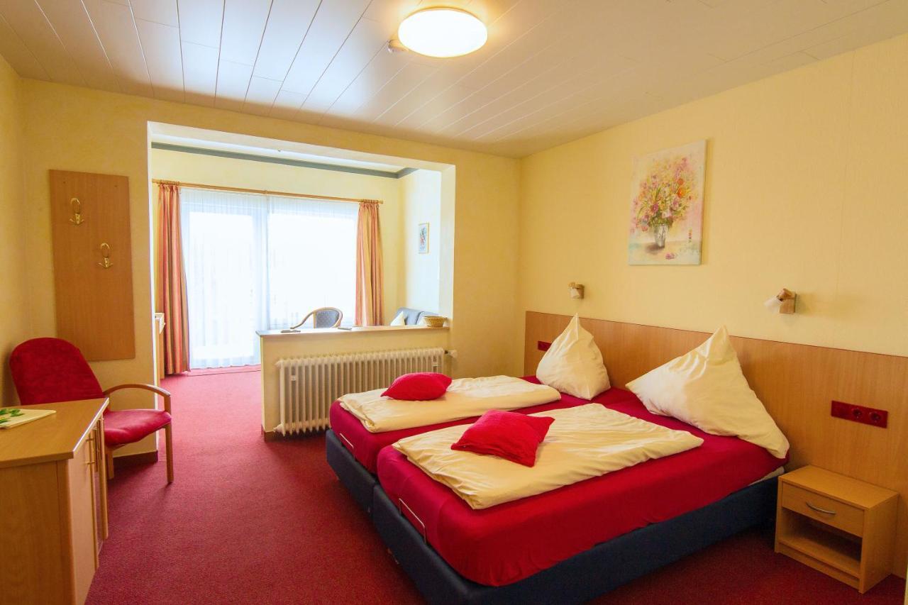 Hotelpension Schroeder Виллинген Экстерьер фото