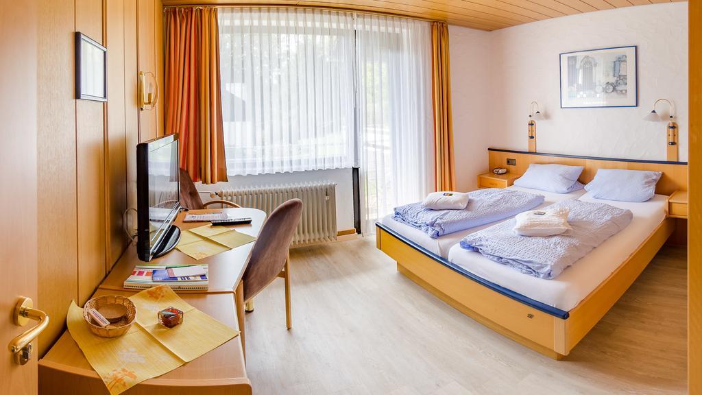 Hotelpension Schroeder Виллинген Экстерьер фото