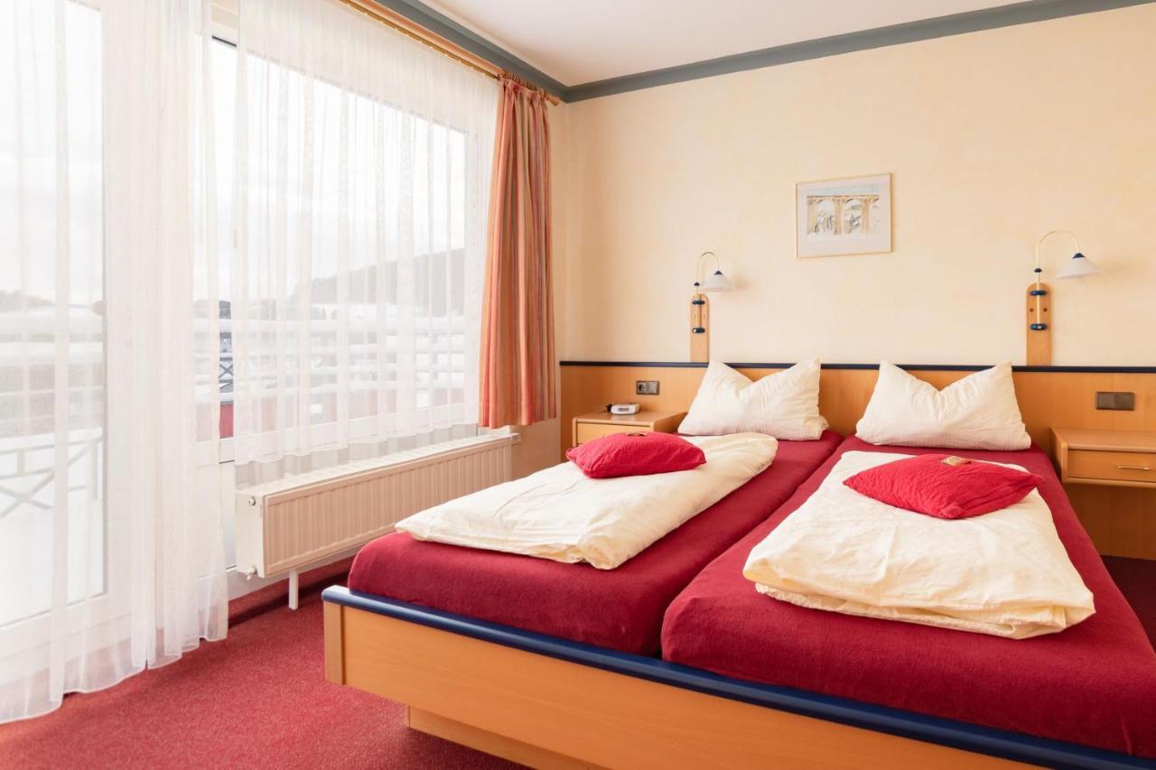 Hotelpension Schroeder Виллинген Экстерьер фото
